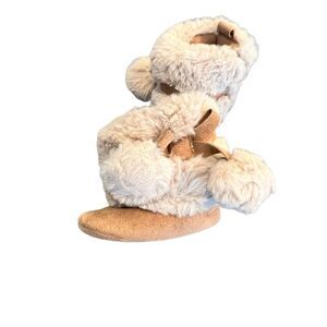 Stepping Stones Baby booties 0-3 months